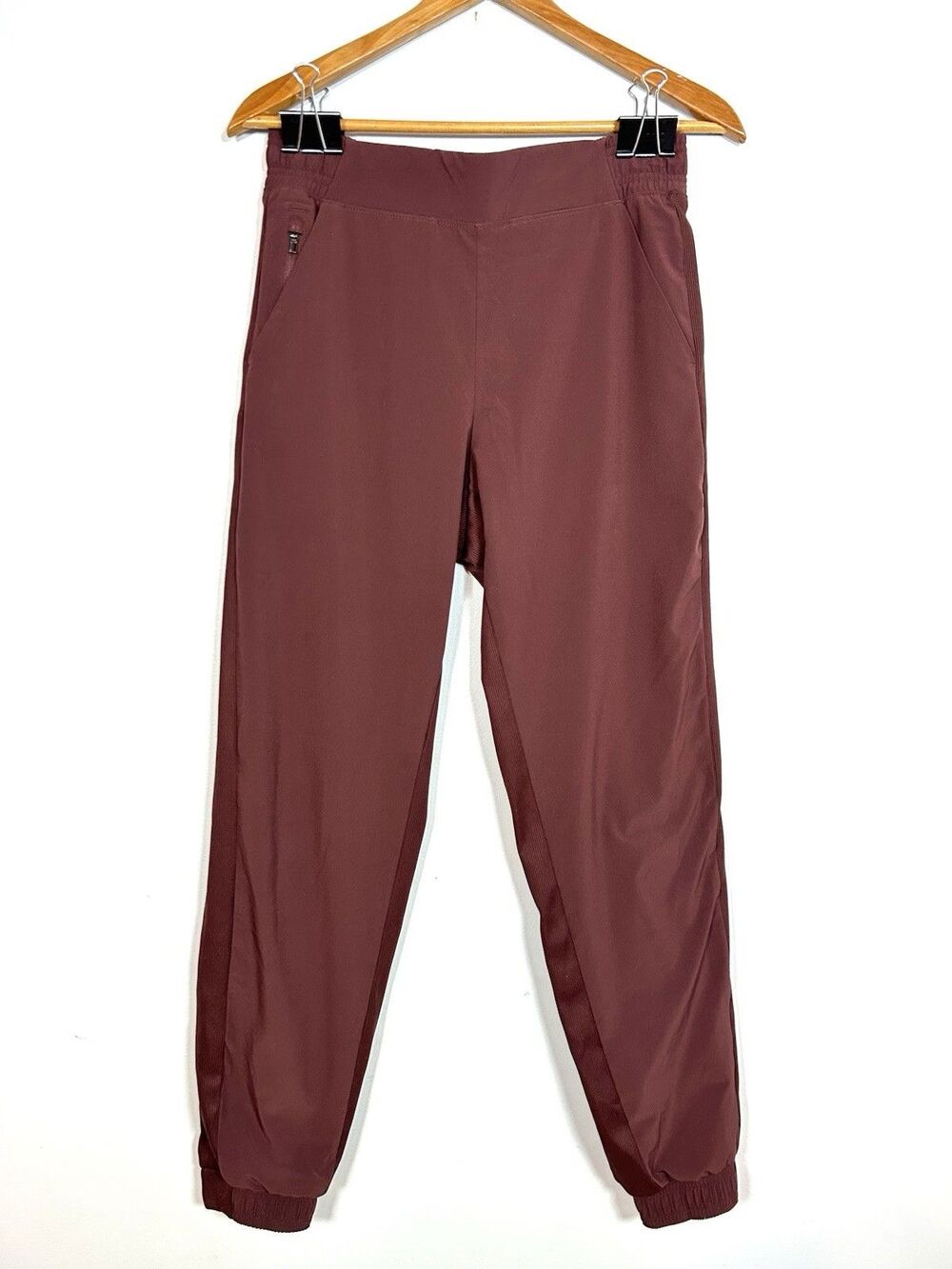 Athleta Brooklyn Lined Jogger Pants Womens 6 Burgundy Wine Travel Zip Pockets